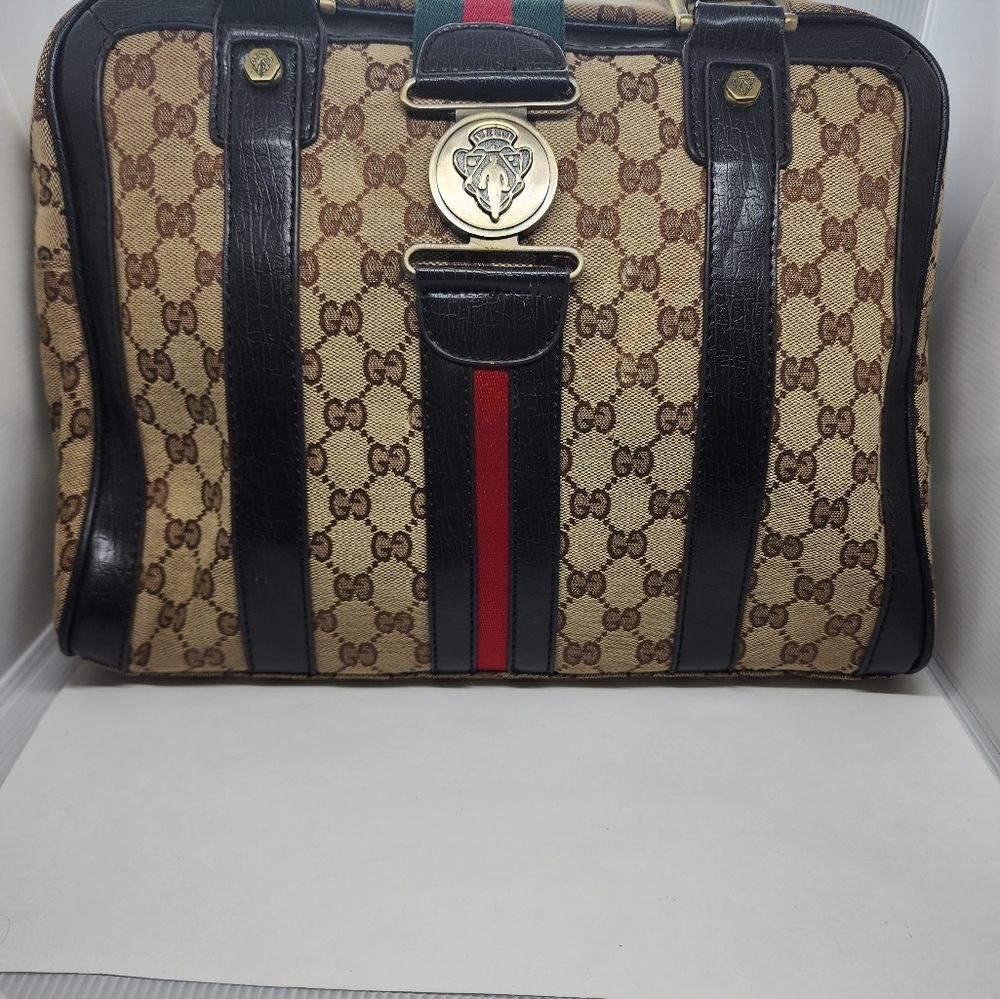 Gucci Bag Purse 1990s Vintage EXTREMELY RARE 1 3/4" Medallion Gucci Porter
